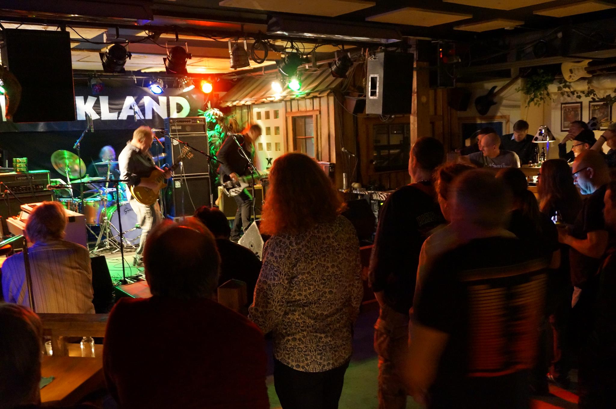 Slapran plays rare gig in front of Rockland audience